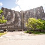 3-bedroom condo apartment for sale in Toronto — PH15 - 11 Wincott Drive (Photo 5)