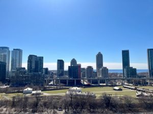 2-bedroom condo apartment for sale in Toronto — PH21 - 9 Tecumseth Street
