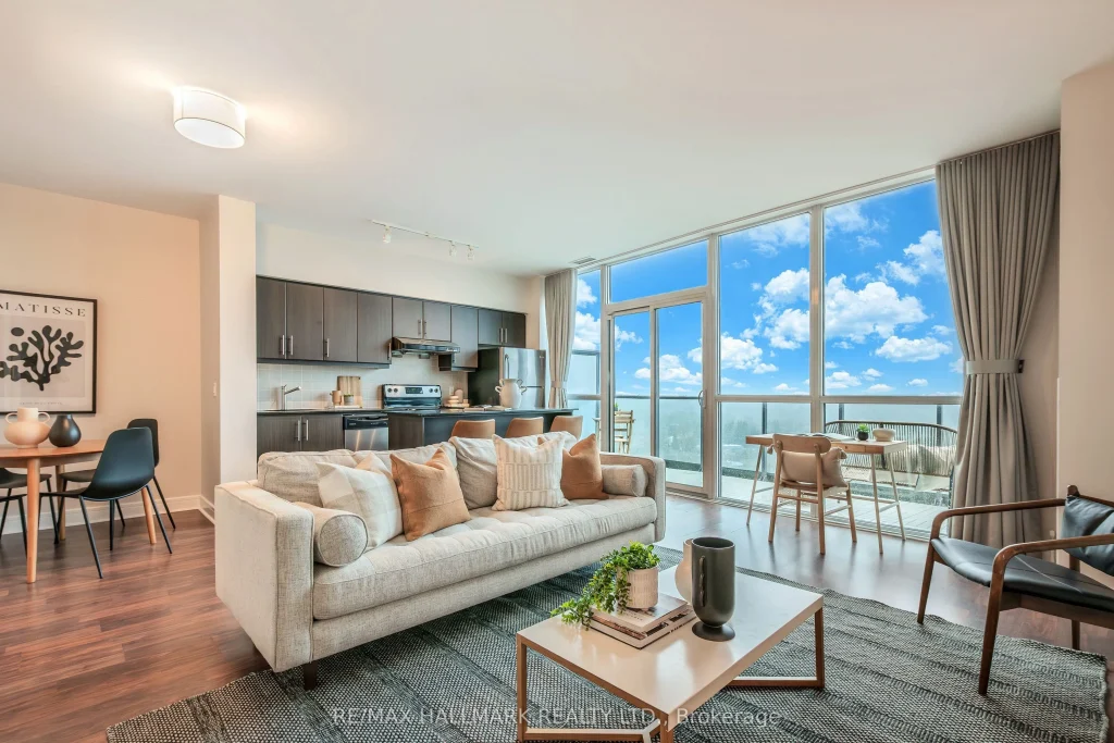 1-bedroom condo apartment for sale in Toronto — PH2 - 35 Brian Peck Crescent (Photo 1)