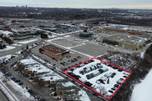 Studio land home for rent in Oakville — Rear Lot - 240 Wyecroft Road