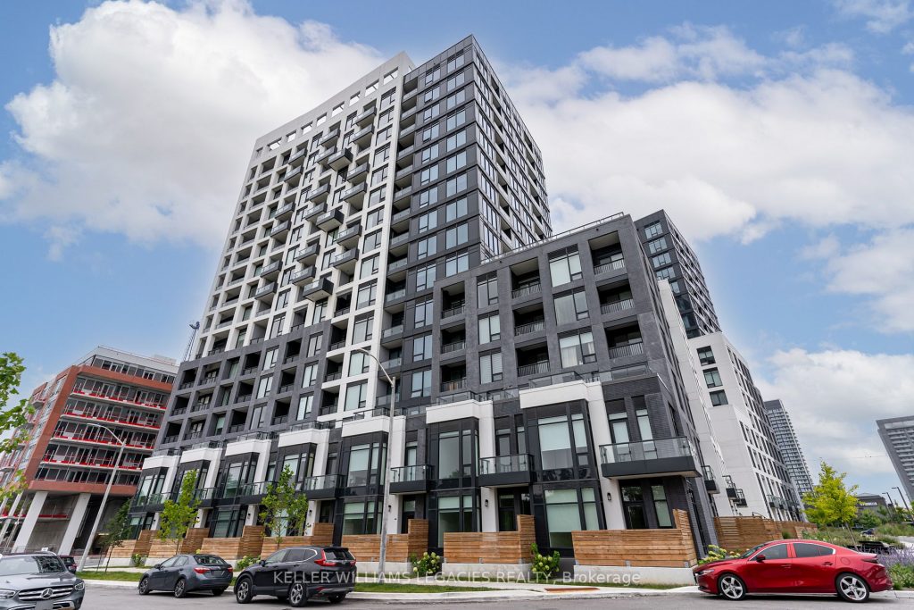 3-bedroom condo townhouse for rent in Richmond Hill — TH118W - 3 Rosewater Street (Photo 1)