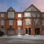 3-bedroom condo townhouse for rent in Richmond Hill — TH118W - 3 Rosewater Street (Photo 2)