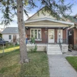 2-bedroom home for rent in Windsor — UPPER - 567 Hildegarde Street (Photo 5)