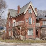 3-bedroom upper level home for rent in Toronto — Upper - 15 Indian Rd Crescent (Photo 3)