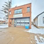 3-bedroom home for rent in Hamilton — Upper - 229 East 13th Street (Photo 2)