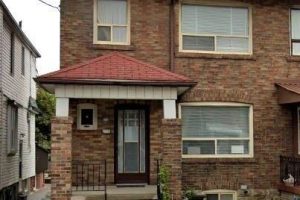 1-bedroom multiplex home for rent in Toronto — Upper - 275 Oakwood Avenue
