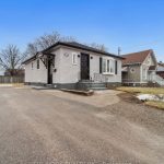 3-bedroom detached home for rent in Oshawa — Upper - 590 Athol Street E (Photo 2)