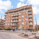 1-bedroom condo apartment for rent in Toronto — 1002 - 188 Cumberland Street (Photo 3)