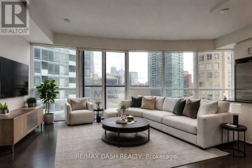 1-bedroom home for sale in Toronto — 1005 - 1 The Esplanade Drive (Photo 1)