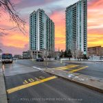 1-bedroom condo apartment for sale in Toronto — 1009 - 5101 Dundas Street W (Photo 4)