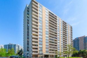 3-bedroom condo apartment for rent in Toronto — 1011 - 40 Panorama Court E