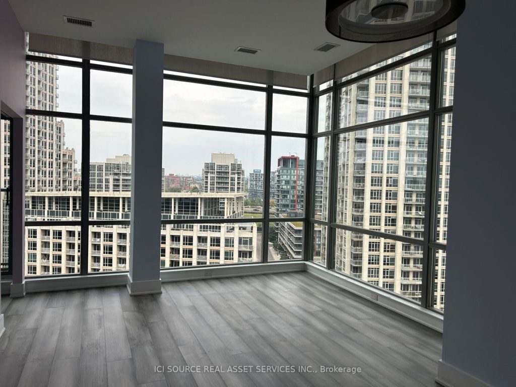1-bedroom condo apartment for rent in Toronto — 1017 - 637 Lake Shore Boulevard W (Photo 1)