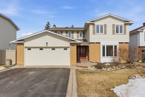 4-bedroom detached home for sale in Ottawa — 1019 Driftwood Crescent