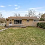 3-bedroom detached home for sale in Huron — 105 Wellington Street W (Photo 1)