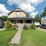 3-bedroom detached home for sale in Huron — 105 Wellington Street W (Photo 5)