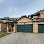 3-bedroom condo townhouse for rent in Mississauga — 106 - 5662 Glen Erin Drive (Photo 1)