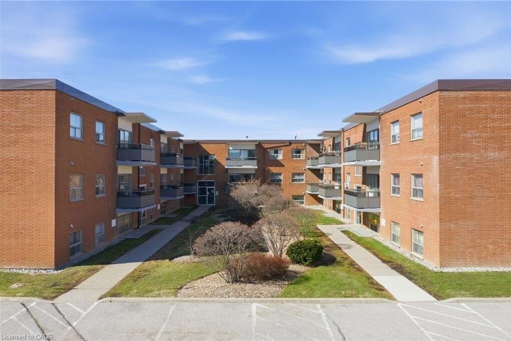 2-bedroom home for rent in St. Catharines — 108 - 242 Oakdale Avenue (Photo 1)