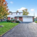 4-bedroom home for sale in Brampton — 10 Essex Place (Photo 2)