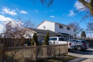 4-bedroom home for rent in Toronto — 10 Hullrick Drive