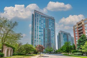 2-bedroom condo apartment for rent in Toronto — 1106 - 30 Harrison Garden Boulevard