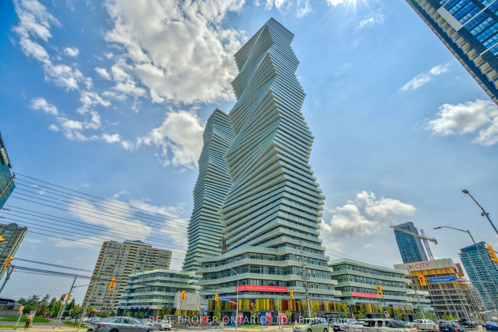1-bedroom condo apartment for rent in Mississauga — 1112 - 3900 Confederation Parkway (Photo 1)