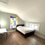 5-bedroom home for rent in Windsor — 1117 Dougall (Photo 2)
