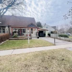 2-bedroom detached home for sale in Hamilton — 112 Wexford Avenue N (Photo 3)