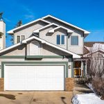 4-bedroom detached home for sale in Middlesex — 1189 Honeywood Drive (Photo 3)