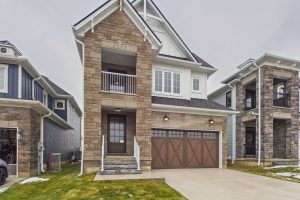 3-bedroom detached home for sale in Bruce — 119 Inverness Street N