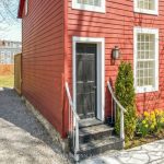 2-bedroom att/row/townhouse for sale in Niagara — 119 Johnson Street (Photo 2)