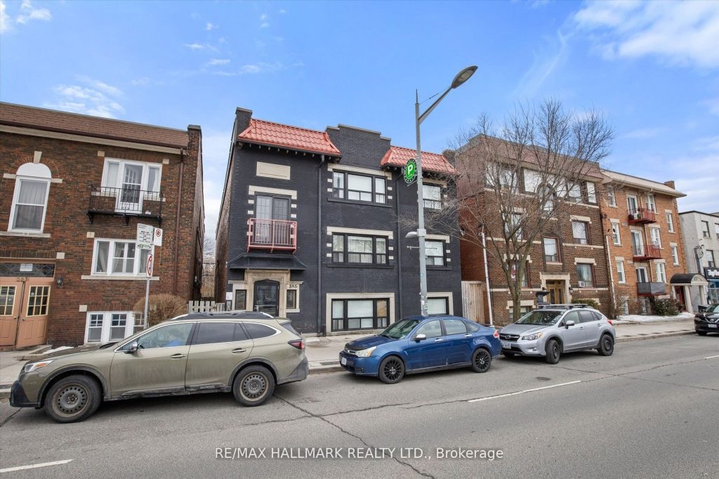 2-bedroom multiplex home for rent in Toronto — 11 - 595 St Clair Avenue W (Photo 1)