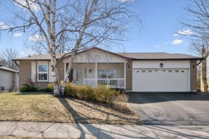 3-bedroom detached home for sale in Waterloo — 11 Blue Spruce Court