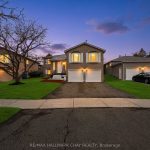 3-bedroom detached home for sale in York — 11 Rosebank Boulevard (Photo 3)