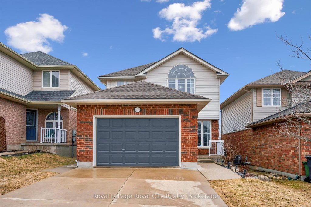 3-bedroom detached home for sale in Wellington — 11 Valleyhaven Lane (Photo 1)