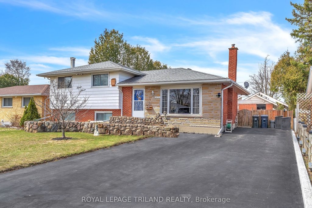 3-bedroom detached home for sale in Middlesex — 1211 Sorrel Road (Photo 1)