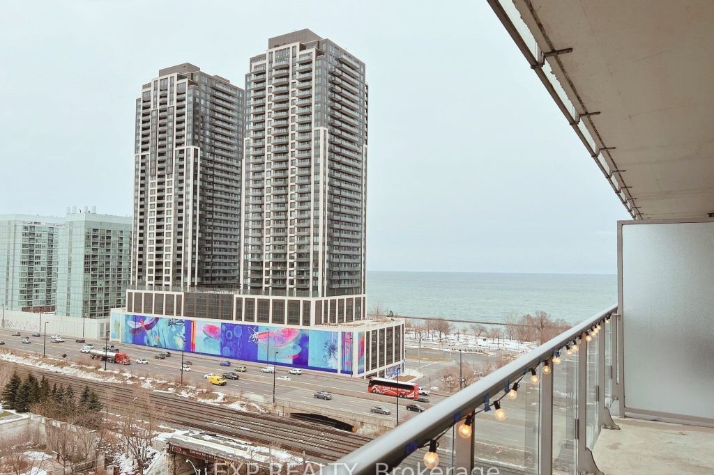 1-bedroom condo apartment for rent in Toronto — 1217 - 103 The Queens Way (Photo 1)