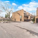 2-bedroom condo townhouse for sale in Toronto — 121 - 10 Fairwood Crescent (Photo 4)