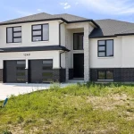 4-bedroom home for sale in Lakeshore — 1223 Campana Crescent (Photo 3)