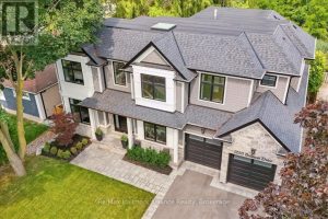 5-bedroom home for sale in Oakville — 1225 Baldwin Drive