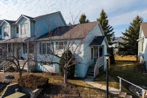 3-bedroom home for sale in Blue Mountains — 122 - 150 Victoria Street South