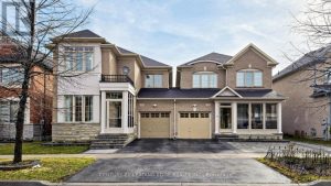 4-bedroom link home for sale in York — 122 Maria Road