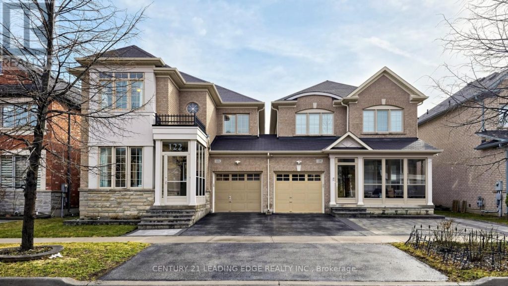 4-bedroom link home for sale in York — 122 Maria Road (Photo 1)