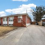 3-bedroom semi-detached home for sale in York — 122 Septonne Avenue (Photo 3)