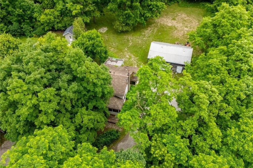 3-bedroom home for sale in Halton — 12363 Elizabeth Street (Photo 1)