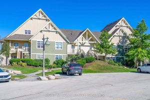 2-bedroom condo townhouse for sale in Simcoe — 124 - 125 Fairway Court