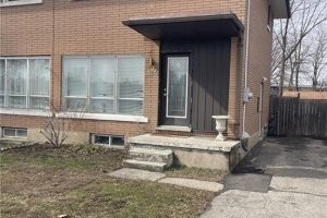 3-bedroom home for sale in Kitchener — 124 Avalon Place