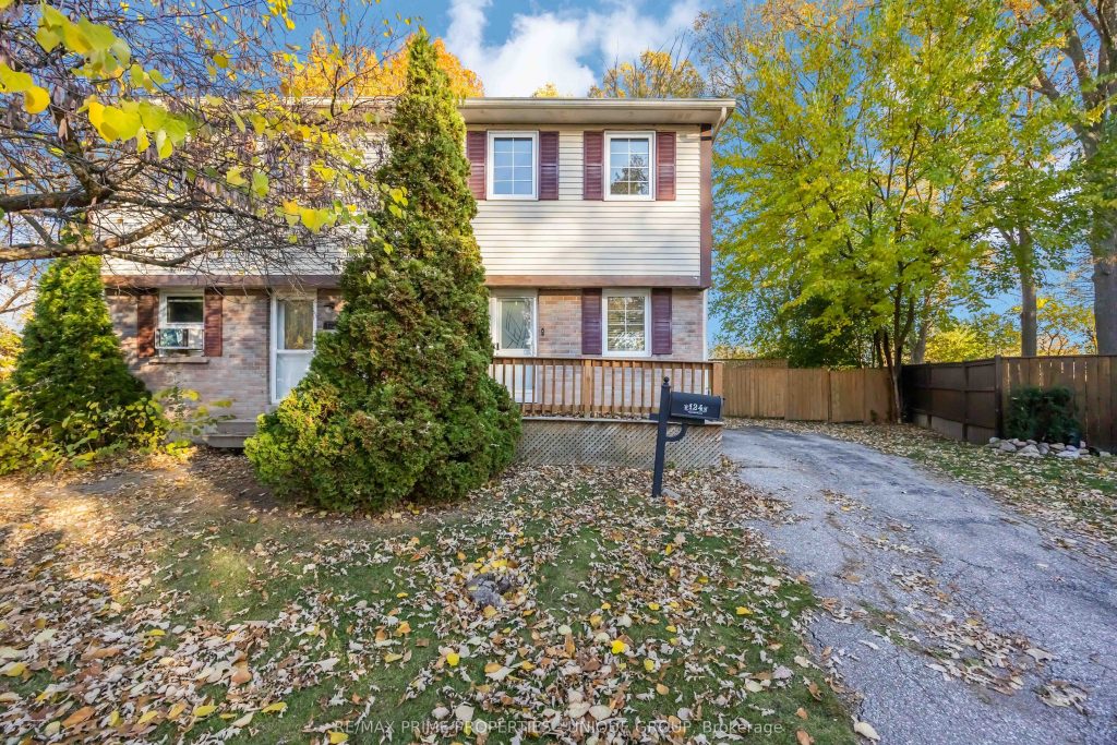 3-bedroom semi-detached home for sale in Lambton — 124 Fairview Place (Photo 1)
