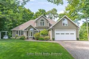 3-bedroom detached home for sale in Bruce — 124 Golden Pond Drive