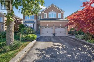 5-bedroom home for sale in Brampton — 124 Royal Valley Drive