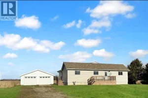3-bedroom home for sale in Thamesville — 12741 Longwoods Road